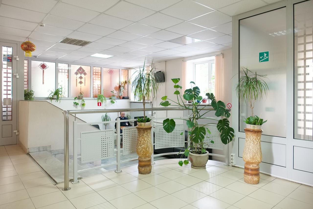 Akademicheskaya Hotel Minsk Exteriör bild