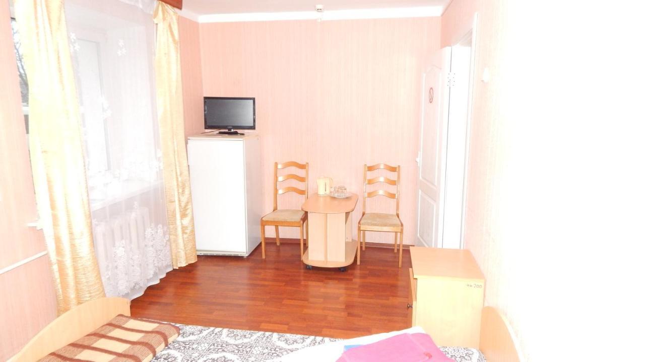 Akademicheskaya Hotel Minsk Exteriör bild